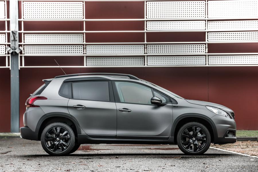  Peugeot 2008 Black Matt 2017 года  (фото 16 из 32)